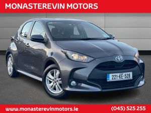 Toyota Yaris Hybrid Luna 4DR Auto - May Madness S - Image 3
