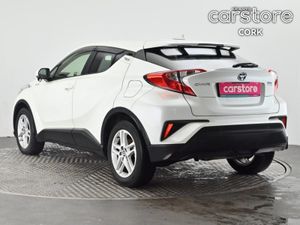 Toyota C-HR 1.8 Hybrid Auto - Image 3