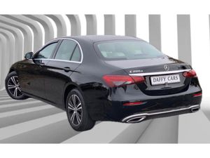 Mercedes-Benz E-Class D E200 4DR Auto - Image 3