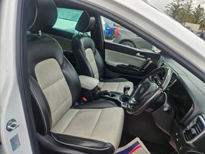 Kia Sportage 1.7 GT Line 5DR - Image 3