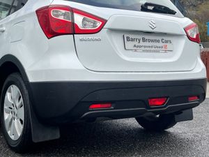 Suzuki SX4 S-Cross GL Diesel 5DR - Image 4