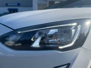 Ford Focus Zetec Tdci - Image 2