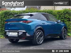 Peugeot 3008 EV 210BHP GT  demo range 525KMS - Image 2