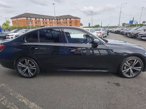 BMW 3 SERIES 330E M SPORT 290BHP - Image 4
