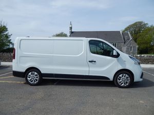 2020 Renault Trafic Sport CVRT 07/25 vat inv - Image 2