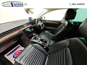 Volkswagen Passat 2.0 TDI High Line Automatic  Re - Image 4