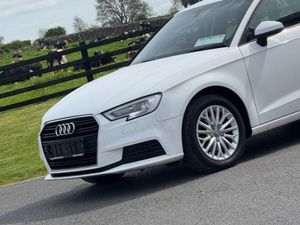 Audi A3 2.0 TDI SE Technik White - Image 4