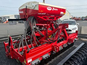 New Moore Unidrill - Image 2