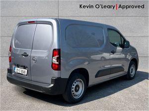 Opel Combo Komfort L1h1 1.5d 100PS 6 Speed - Image 4