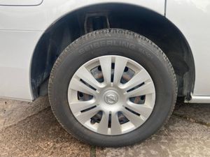 Nissan Serena 2.0 Hybrid 8 Seater Petrol Automatic - Image 4