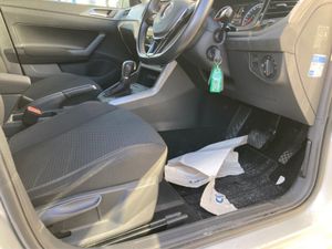 Volkswagen Polo 1.0 Petrol Comfortline Automatic - Image 3