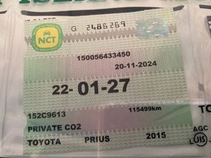 Toyota Prius 1.8 Hybrid White Leather Interior Pe - Image 2