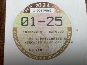Mercedes-Benz C-Class 2.0 Exclusive Saloon Petrol - Image 2