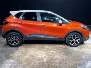 Renault Captur 1.2 Automatic Two-tone - Upgraded - Image 2