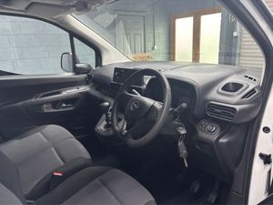 Opel Combo L1h1-1.5 100PS6SPEED-1.5 100PS/BERLING - Image 3
