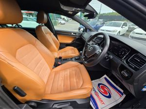 Volkswagen Golf 1.4 TSI SPECIAL TAN LEATHER SEATS - Image 2