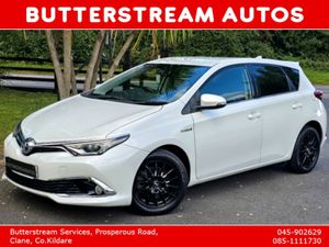 Toyota Auris 1.8 Hybrid Sport - Image 4