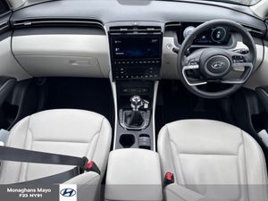 Hyundai Tucson EXECUTIVE PLUS DIESEL 5 5DR - Image 2