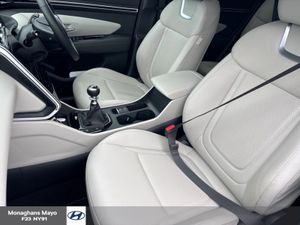 Hyundai Tucson EXECUTIVE PLUS DIESEL 5 5DR - Image 4