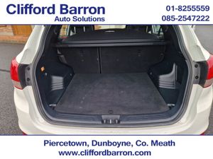 Hyundai ix35 1.7 Crdi Style 2WD 5DR - Image 4