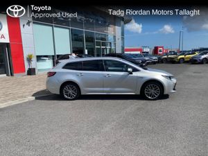 Toyota Corolla HYBRID SOL T/S*** HIGH SPEC *** - Image 3