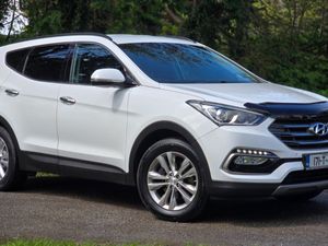 2017 Hyundai Santa Fe 2.2 CRDI PREMIUM 4WD - Image 2