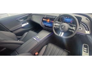Mercedes-Benz E-Class E220d AMG Line Plus  alpine - Image 4