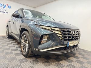 Hyundai Tucson 2WD Executive  two Tone - - Image 3