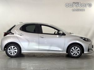 Toyota Yaris 1.0 PET Auto - Image 2