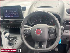 Fiat Doblo No VAT Doblo SWB 1.5 100BHP 650 KG 4DR - Image 2