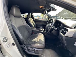 Facelift model - Leather interior - Self Charge Hy - Image 2