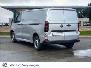 Volkswagen Transporter Trendline 30 LWB 2.0tdi 15 - Image 4