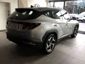Hyundai Tucson Comfort Plus 4WD Plug IN Hybrid - Image 2