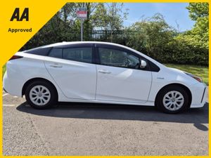 Toyota Prius / 2019 / 1.8 Petrol / Hybrid / Auto - Image 4