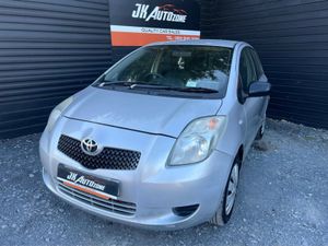Toyota Yaris 1.0 Vvt-i T2 5DR - Image 3