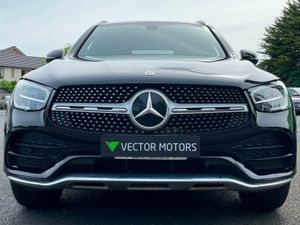Mercedes-Benz GLC-Class 300e 4matic AMG Line - Image 3
