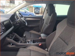 Skoda Karoq Style 2.0 Dsl. ONE Owner From New - Image 4
