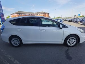 TOYOTA PRIUS ALPHA 1.8 7 SEATER AUTO PETROL HYBRID - Image 4