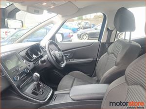 Renault Grand Scenic 1.7 Diesel Iconic  7 Seats / - Image 4