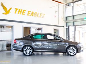 Volkswagen Passat HIGHLINE 1.6 TDI MANUAL 6SPEED - Image 3