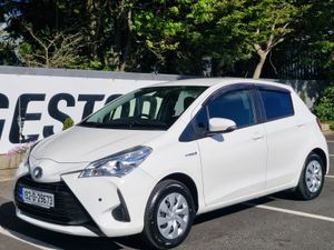 Toyota Yaris AUTOMATIC HYBRID FINANCE AVAILABLE - Image 4