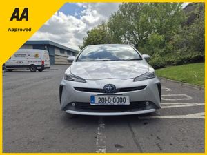 Toyota Prius / 2020 / 1.8 Petrol Hybrid / Auto - Image 2