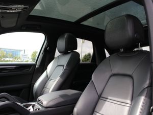 Porsche Cayenne E-hybrid - Image 4