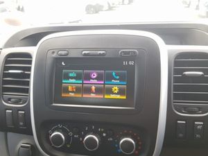 Renault Trafic 145 Sport EX VAT Price Displayed - Image 4
