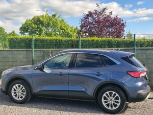 Ford Kuga TITANIUM  1.5 TD - Image 4