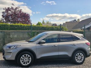 Ford Kuga TITANIUM  1.5 TD - Image 2