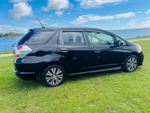 Honda Shuttle 1.3 Hybrid Low Mileage - Image 3