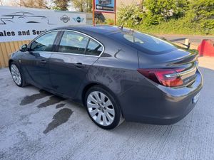 132 Insignia 2.0D ELITE Low Miles Warranty - Image 3