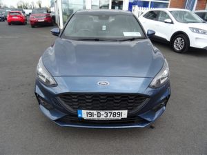 Ford Focus St-line 1.0 Ecoboost 125 125PS 4DR - Image 2