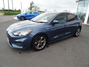 Ford Focus St-line 1.0 Ecoboost 125 125PS 4DR - Image 3